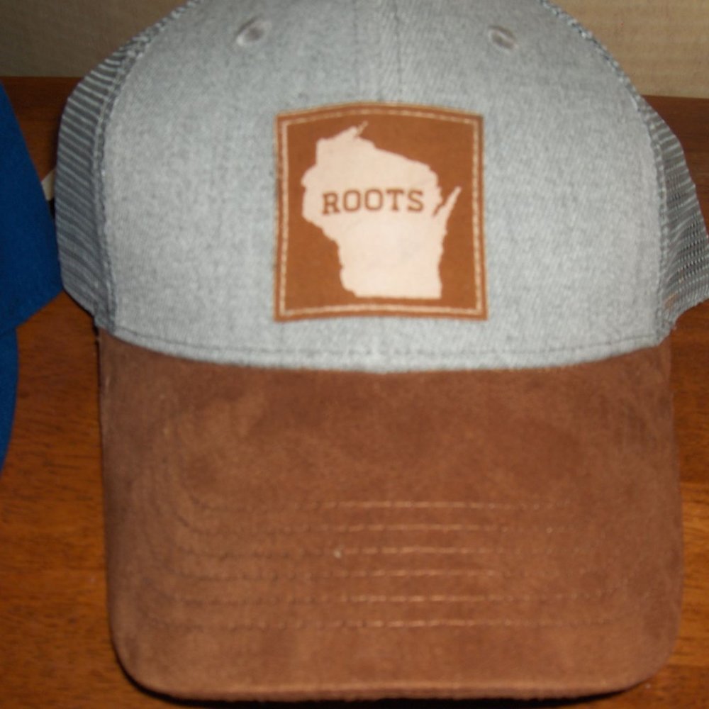 Wisconsin Roots & Milwaukee Brewers - Picture 2 of 8